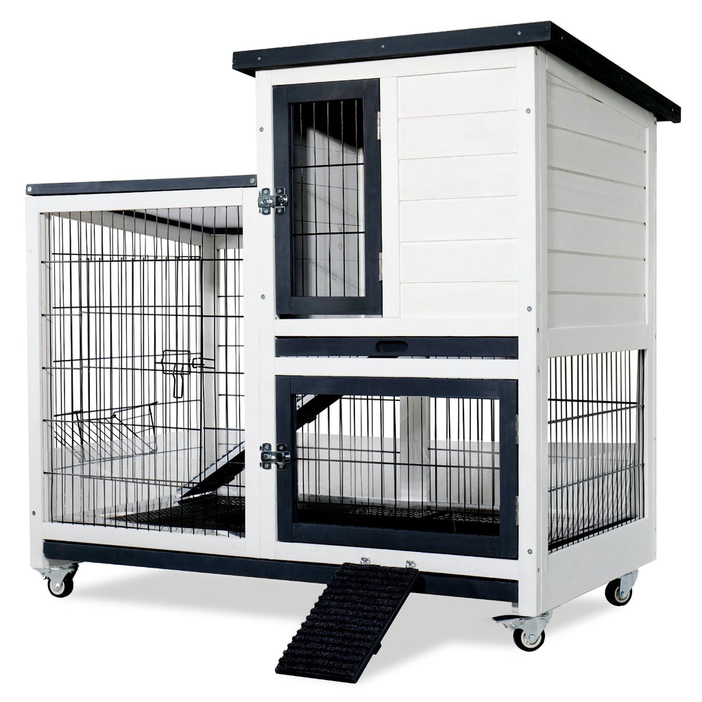 White Indoor Outdoor Rabbit Hutch with Tray A294
