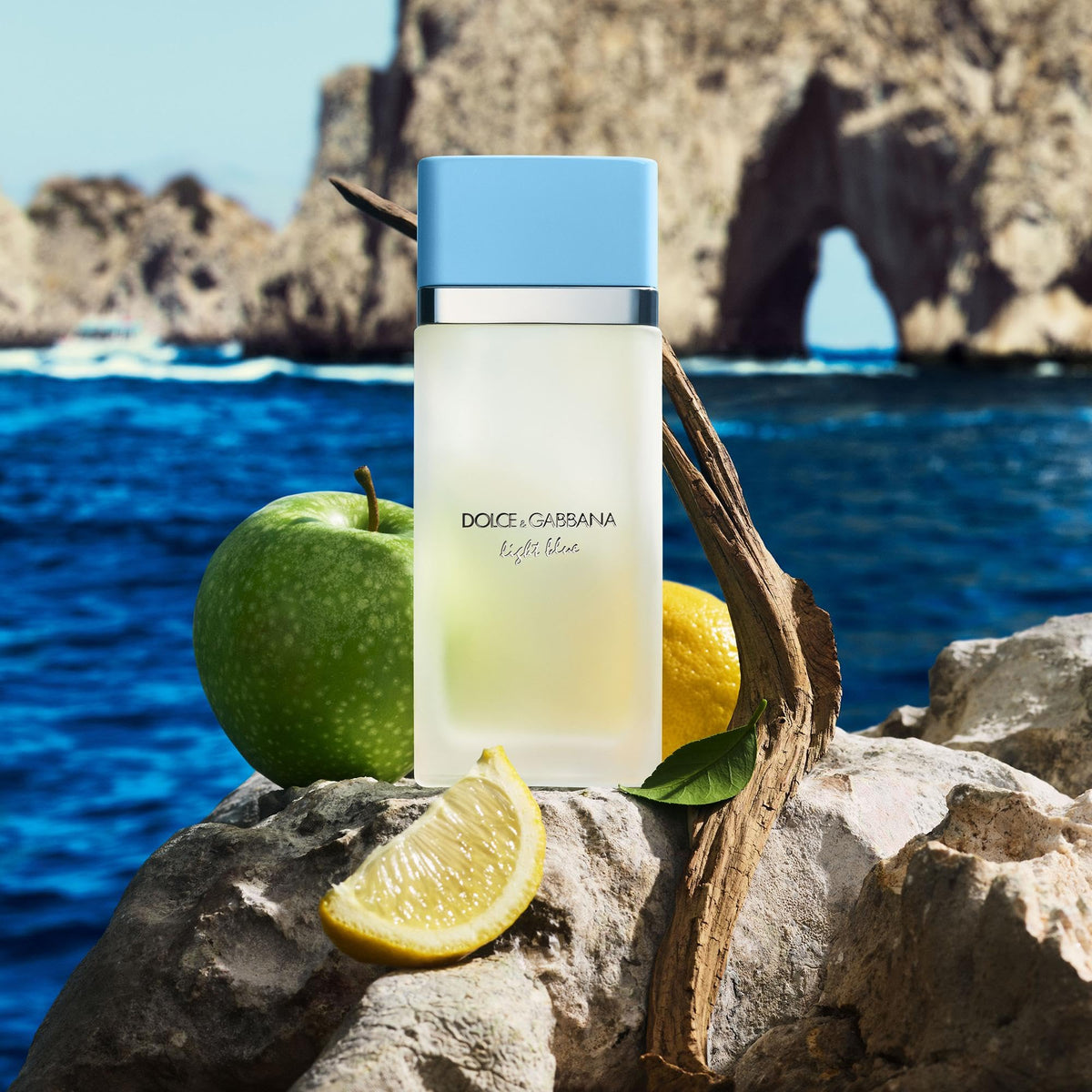 Light Blue Eau De Toilette S8239